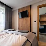 Golden - Tatra View - Ksiezycowe - 24i 1-2 * 扎科帕内